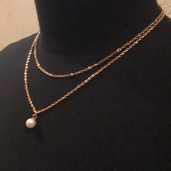 gold layered chain necklace - Picture 4 of 4